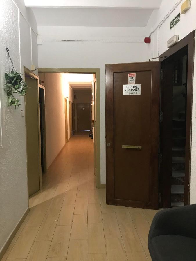 Hostal Muntaner - Barcelona — Photos 3
